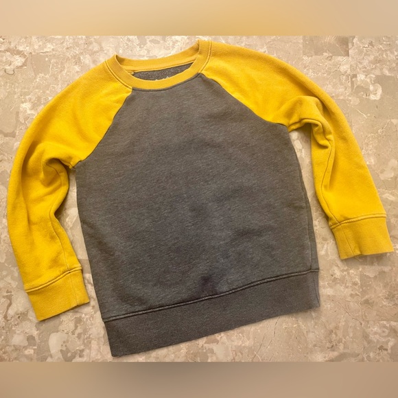 Cat & Jack Other - boys Cat & Jack gray/yellow sweatshirt - 5T